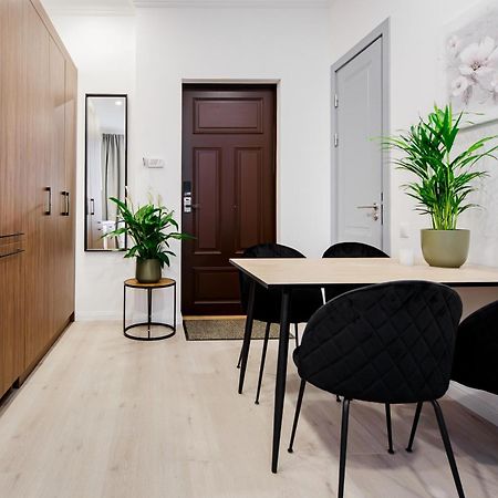 Rigaapartment Elizabetes 22 Self-Service Aparthotel מראה חיצוני תמונה
