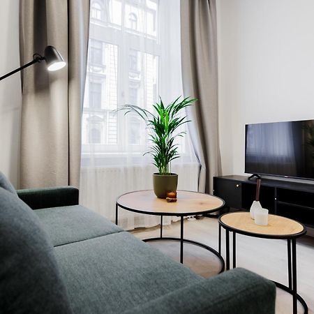 Rigaapartment Elizabetes 22 Self-Service Aparthotel מראה חיצוני תמונה